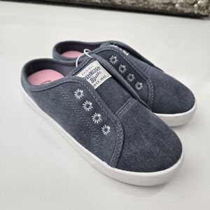 OshKosh Slip On Machine Wasable Sneakers. Size 13. New.